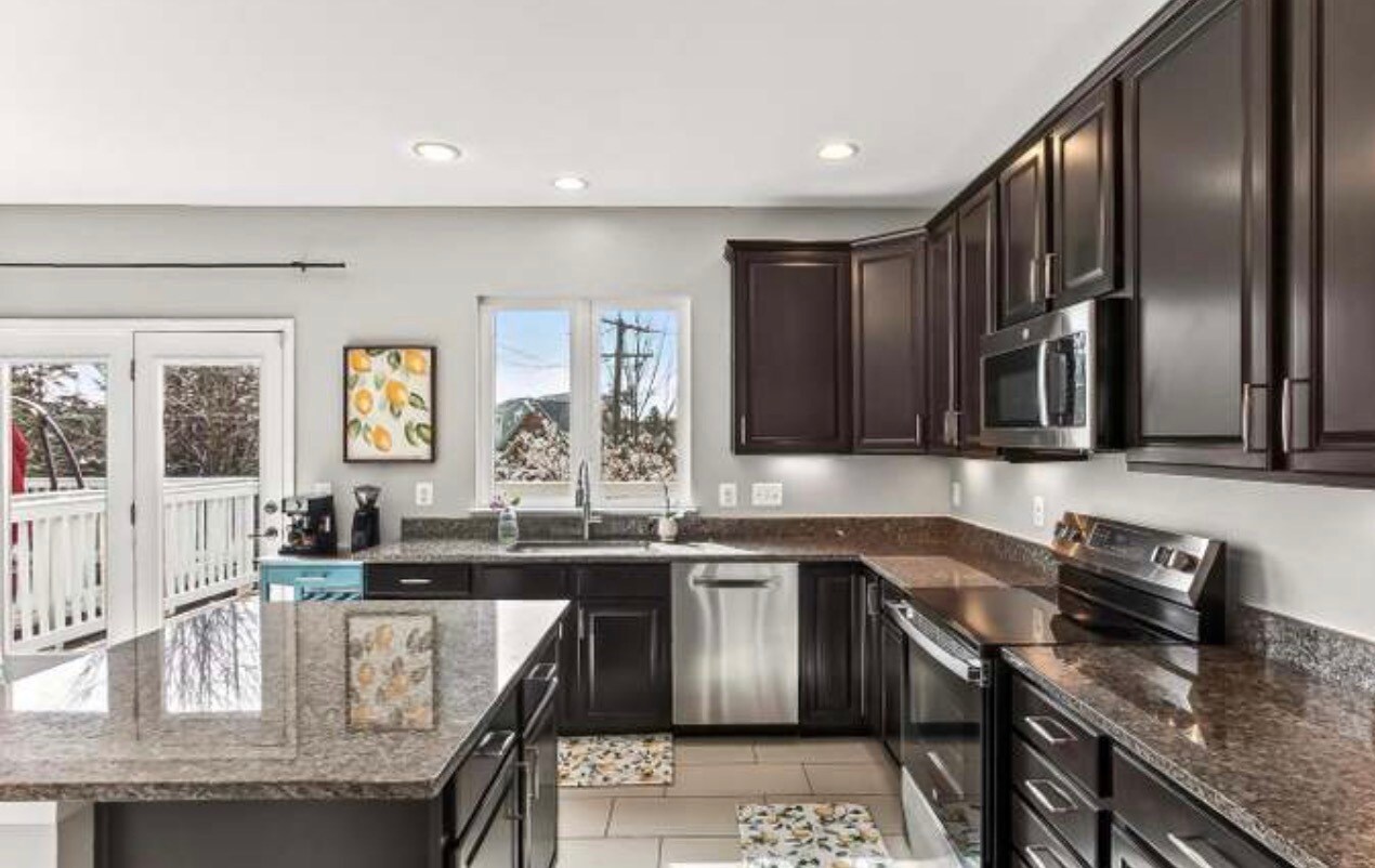 Building Photo - 43473 Hopestone Ter