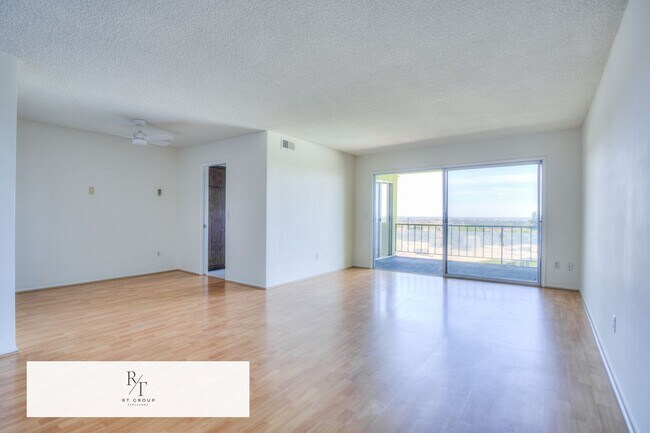 Building Photo - Spacious 2-Bedroom, 2-Bathroom Unit in Prime Monterey Park