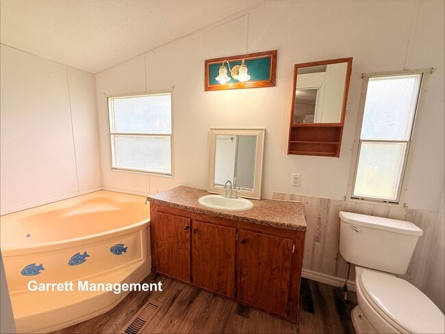 Building Photo - Hoover Valley 3/2 Home