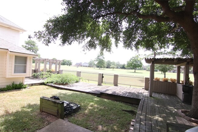 Building Photo - 14423 Sandalfoot St
