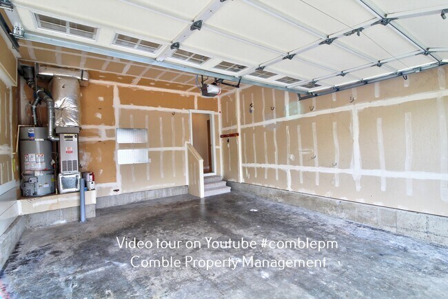 Building Photo - 17321 13th Dr SE