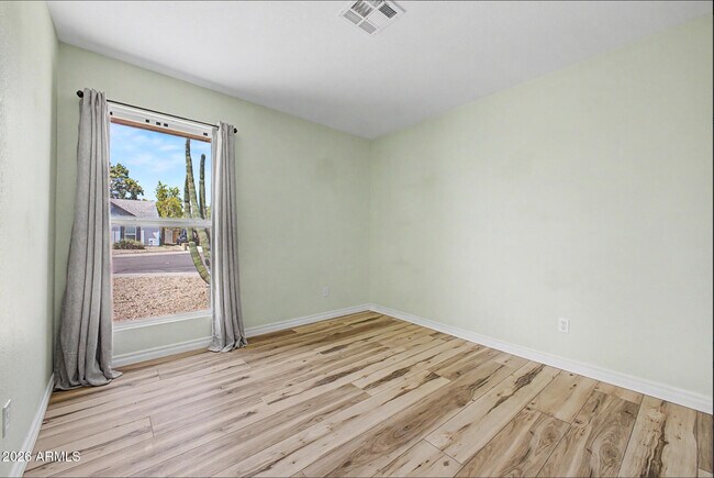 Building Photo - 20615 N 4th Ave