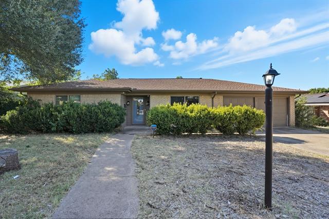 Primary Photo - 233 Bellvue Dr