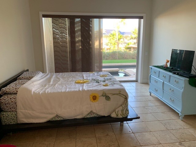 Building Photo - 380 Kai Malu Pl