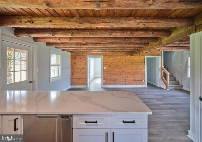 Building Photo - 4325 Lehnenberg Rd