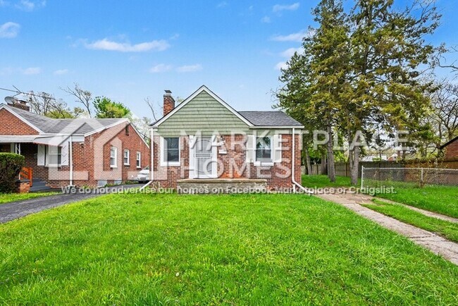 Building Photo - 18276 Oakfield Ave