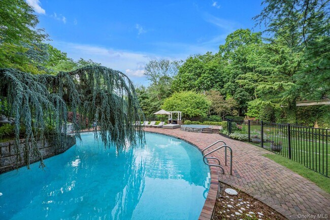 Building Photo - 55 Coves Run