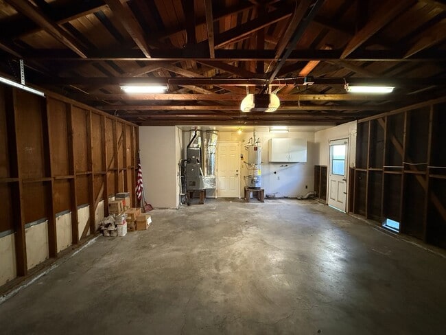 Building Photo - Single story home located in the Stonewood neighborhood!