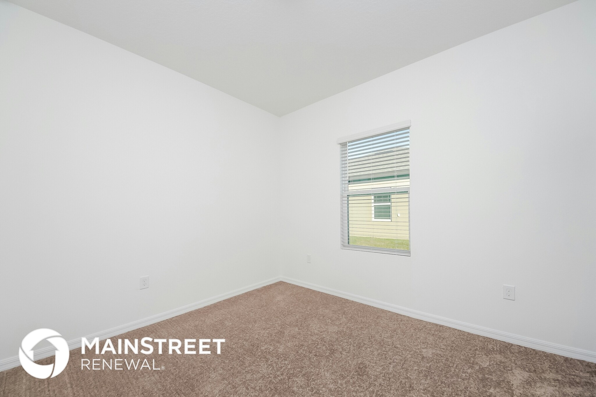 Building Photo - 167 Hidden Lk Lp