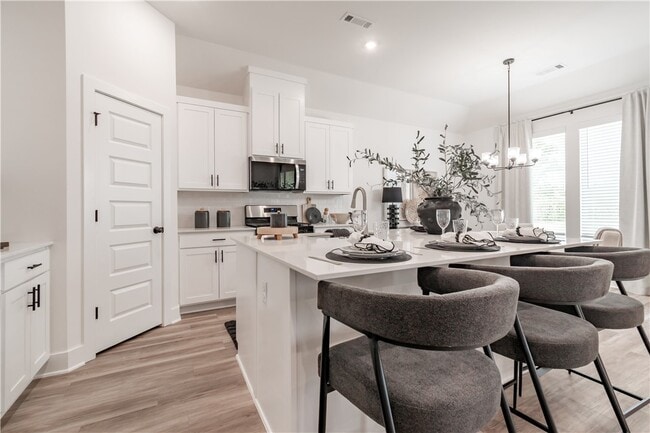 Building Photo - 452 W Gosling Isle