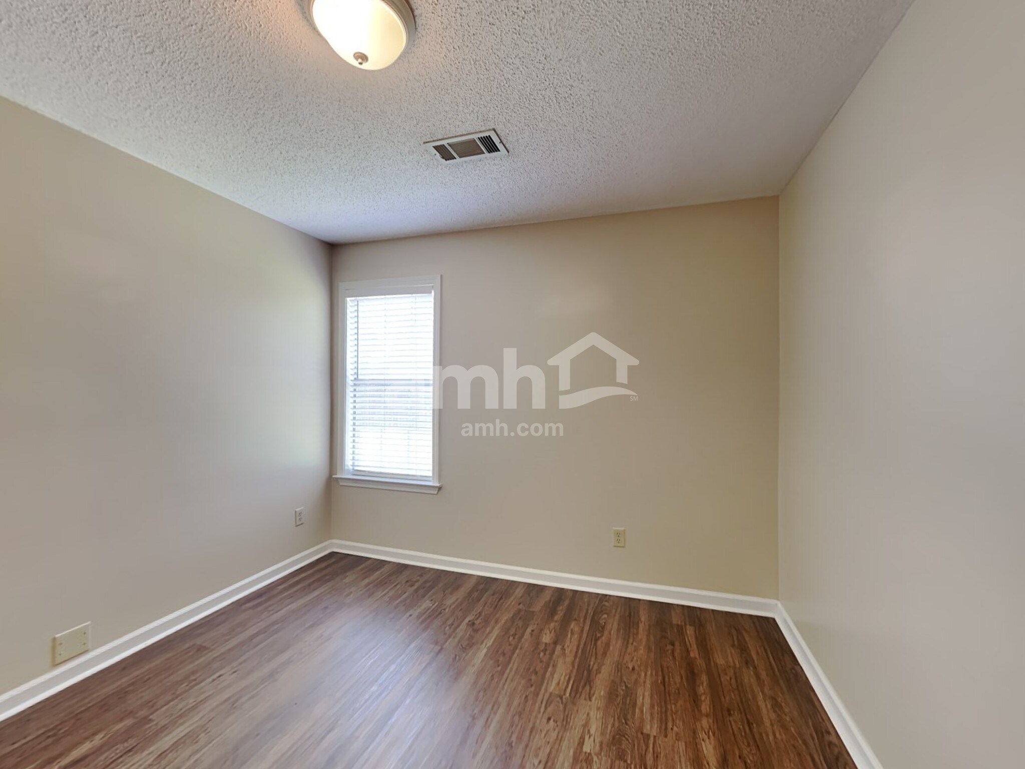 Building Photo - 8315 Dunnan Cv