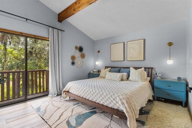 Building Photo - 4925 Hamilton Rd