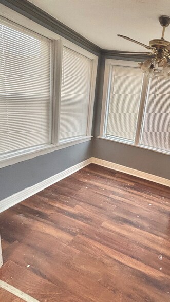 Building Photo - 5535 Kamin St