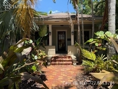 Building Photo - 325 14th Ave NE