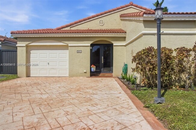 Building Photo - 561 SW 87th Ct