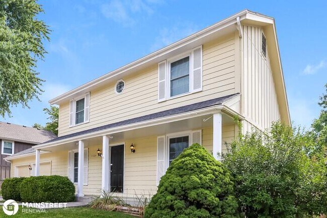 Building Photo - 1105 NE RIDGEVIEW DR, LEES SUMMIT, MO 64086