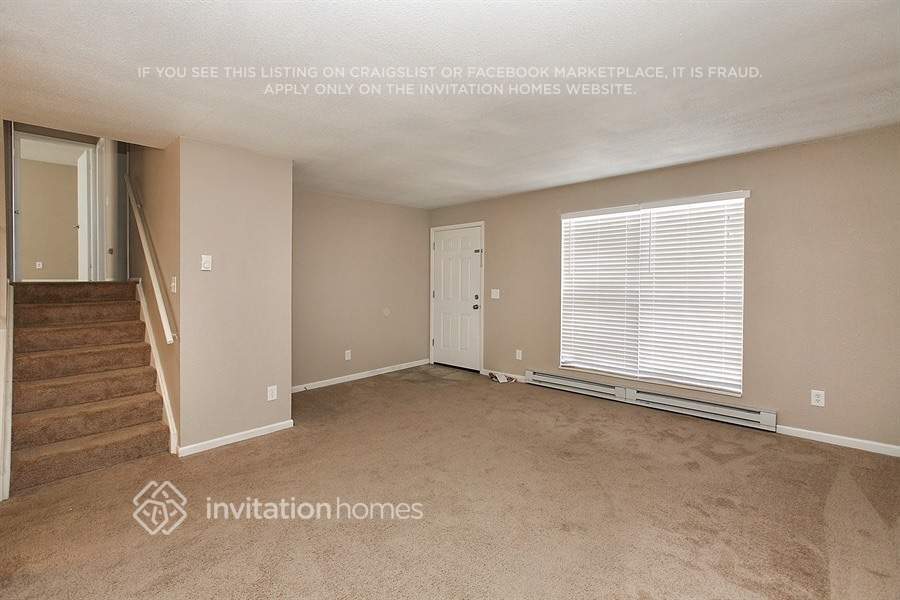 Building Photo - 10932 Birch Dr