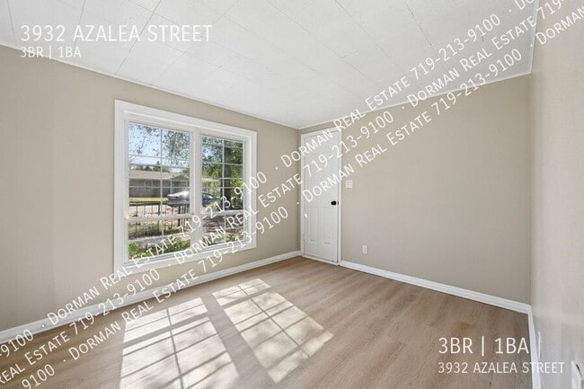 Building Photo - 3932 Azalea St