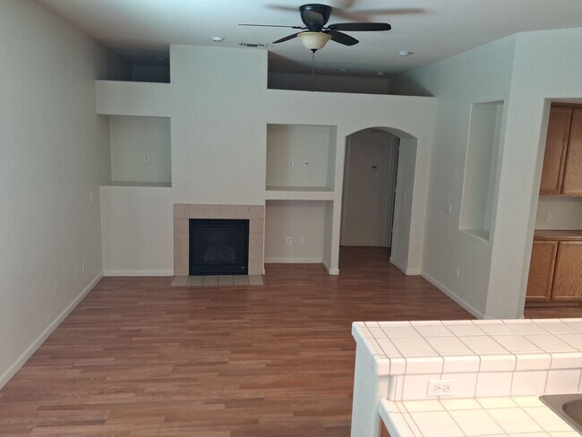 Building Photo - 3 Bedroom 2 Bath in a Gated Community - Available now