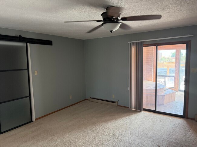 Building Photo - 675 Camino Arco Iris