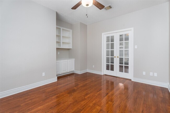 Building Photo - 14419 Redbud Valley Trail