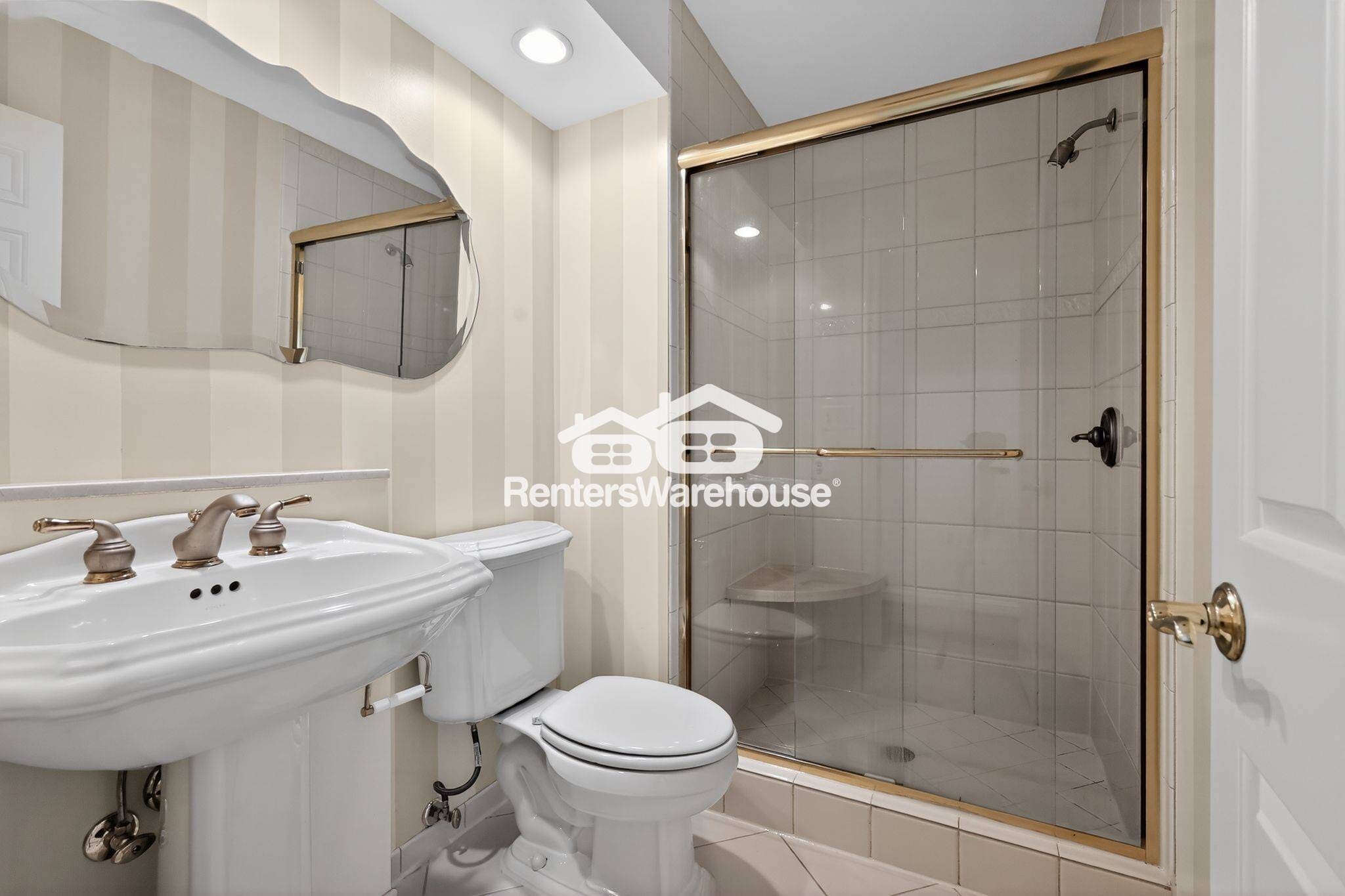 Building Photo - 986 N Royal St