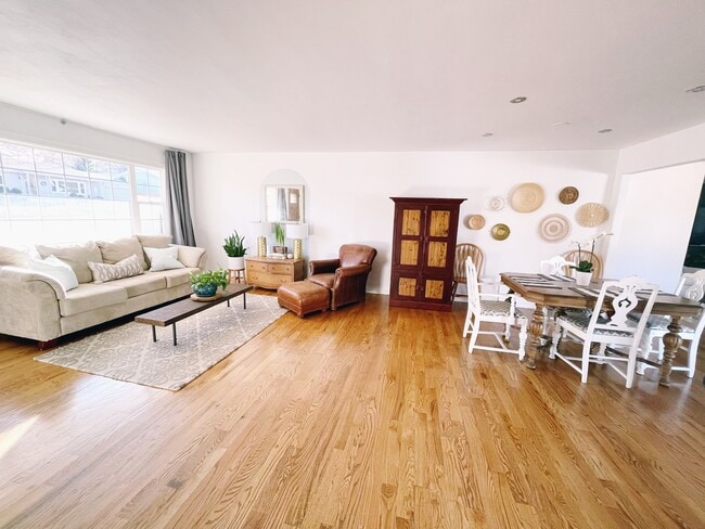 Building Photo - 132 Pierce Dr