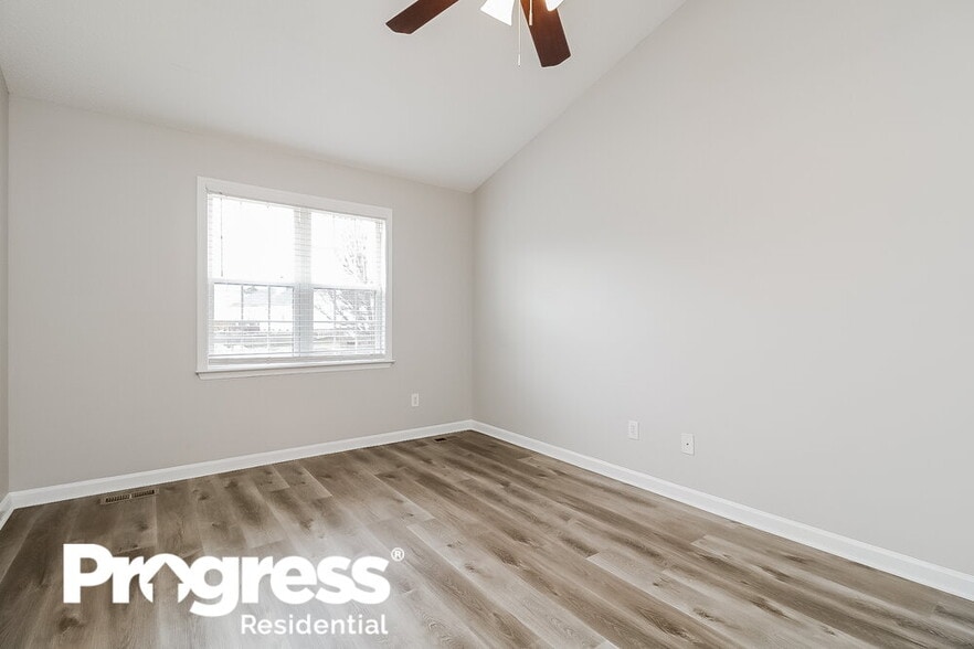 Building Photo - 944 S Philwood Ct