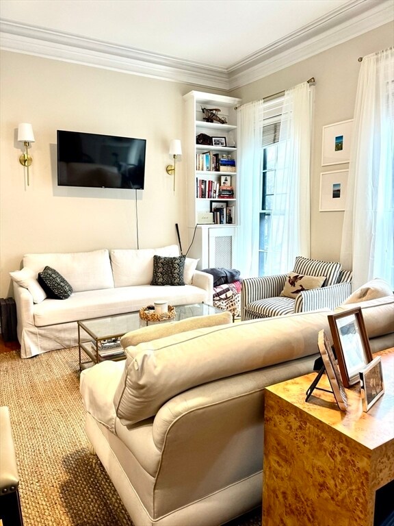 Building Photo - 73 Charles St