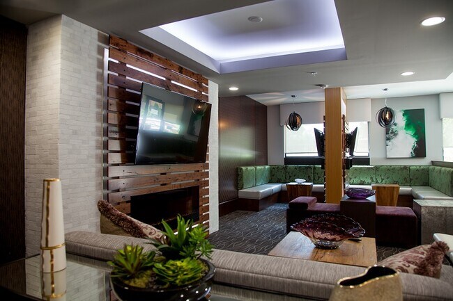 Building Photo - The Collings South - lumb34