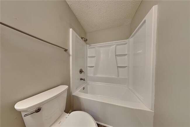 Building Photo - 1210 Webb Farm Ln