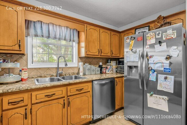Building Photo - 108 Countryside Ln