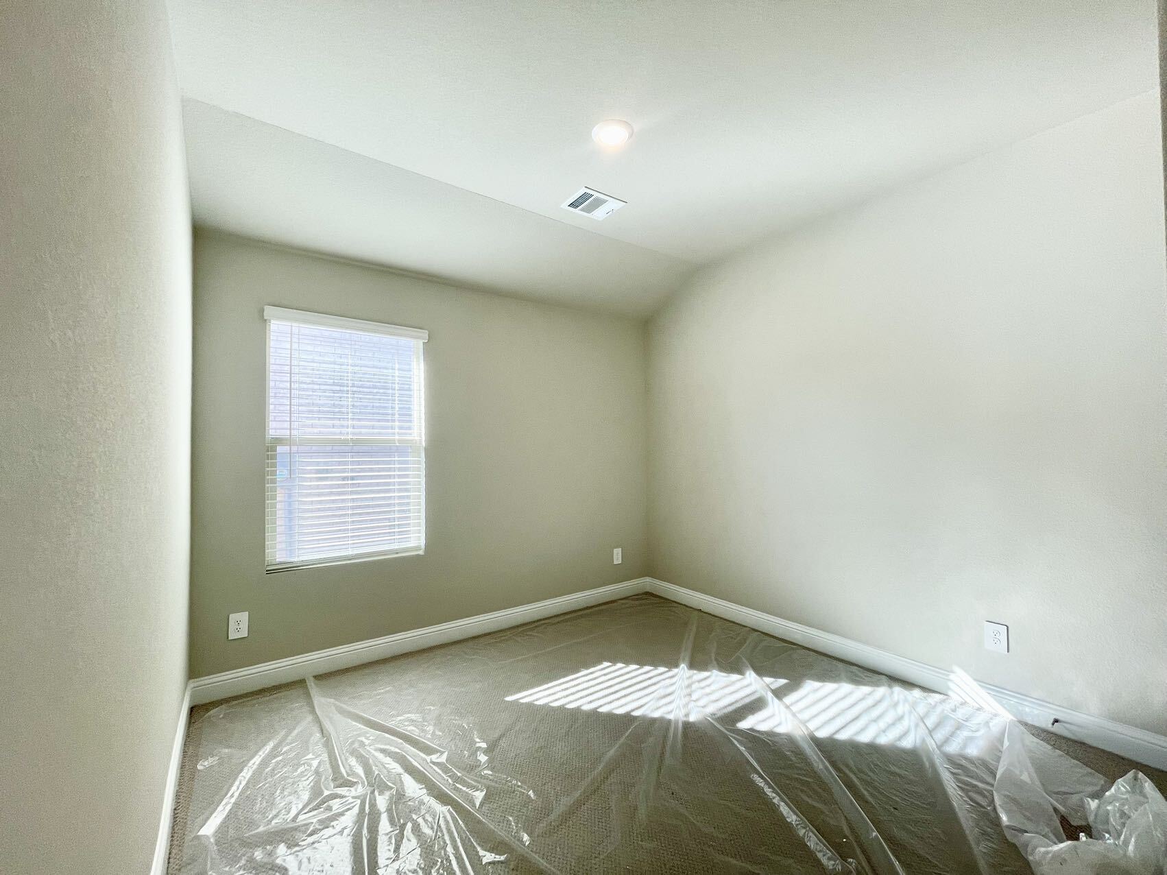 Building Photo - 1203 Mahogany Dr