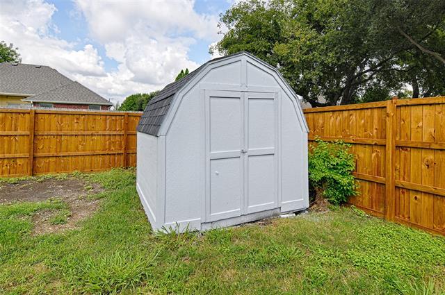 Building Photo - 1605 Monterrey Dr