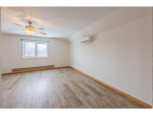 Building Photo - 23865 County Rd 10