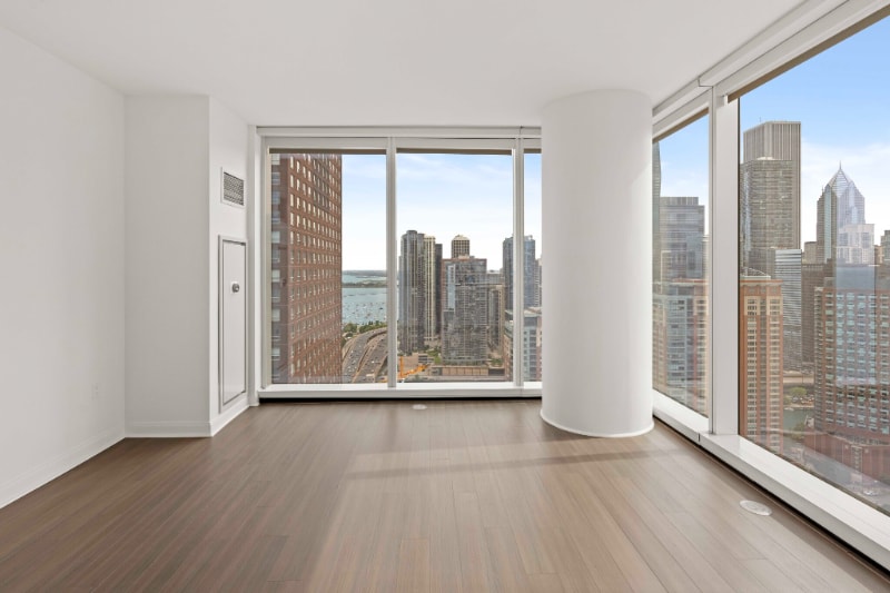 Building Photo - 465 E Illinois St