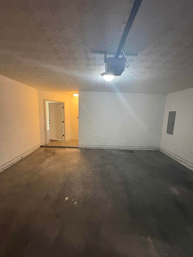 Building Photo - 508 Bridgeport Pl