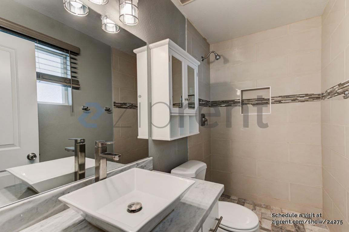 Building Photo - 1214 N 78th St