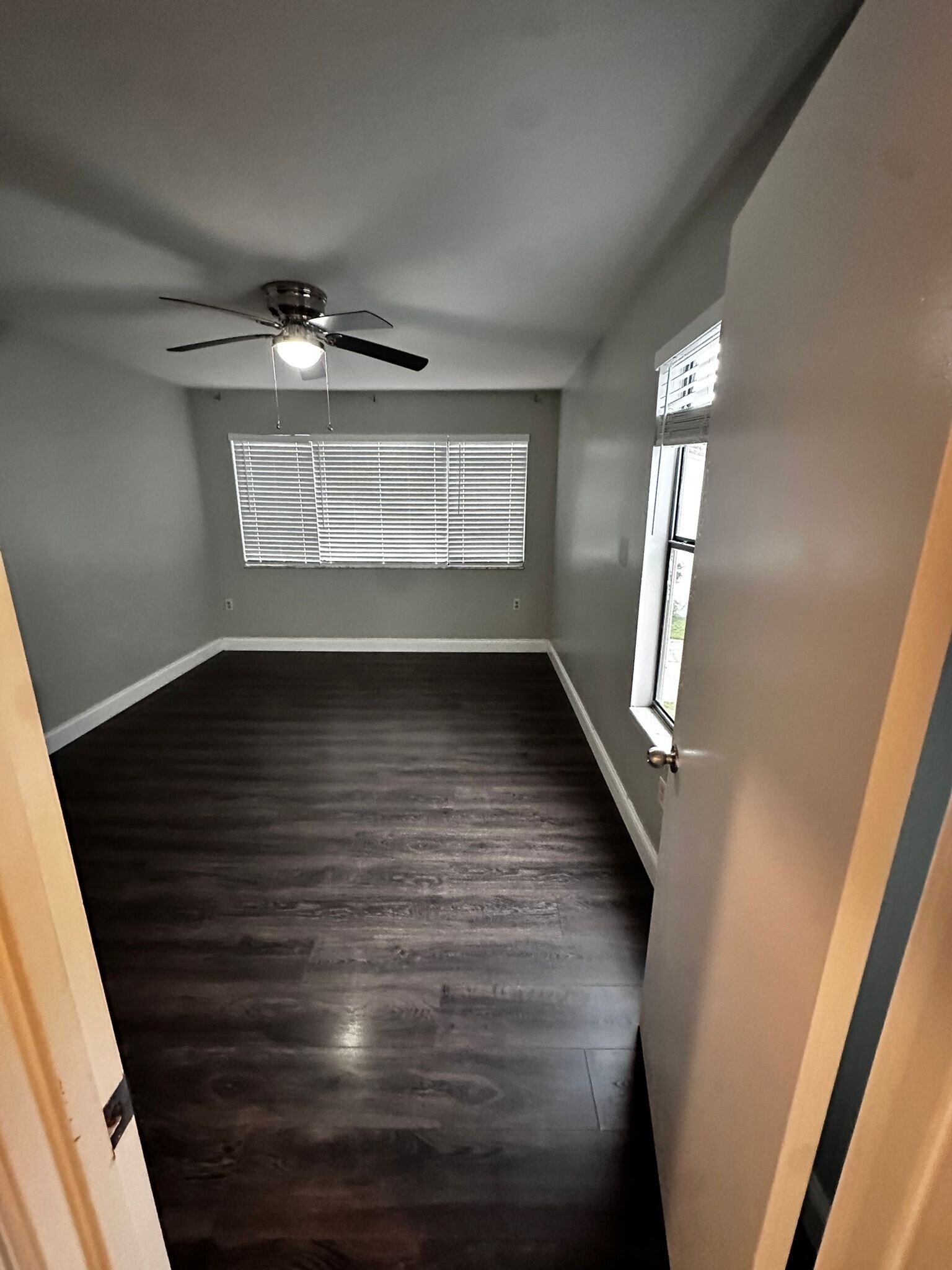 Building Photo - 5082 Ernst Ct