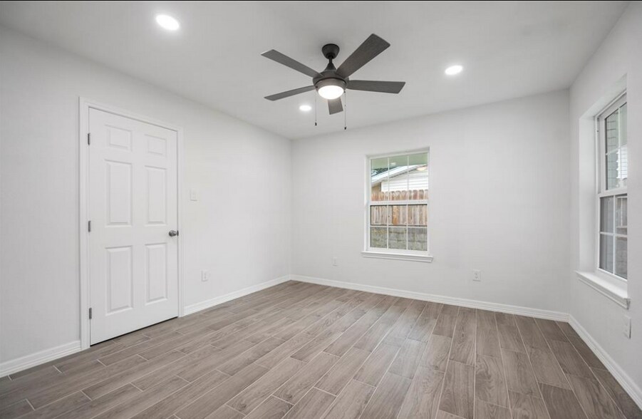 Bedroom 3 - 22 13th Ave N