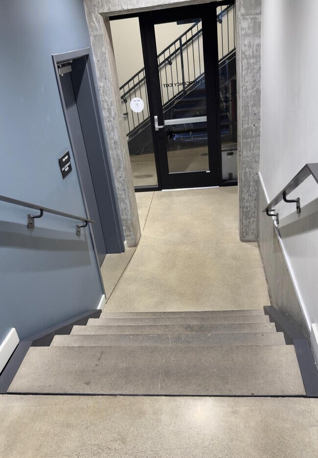 Building Photo - 111 S Adams St