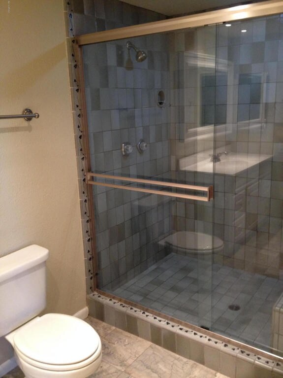 Upstairs bathroom - 7209 E McDonald Dr