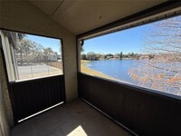 Building Photo - 914 Lake Destiny Rd