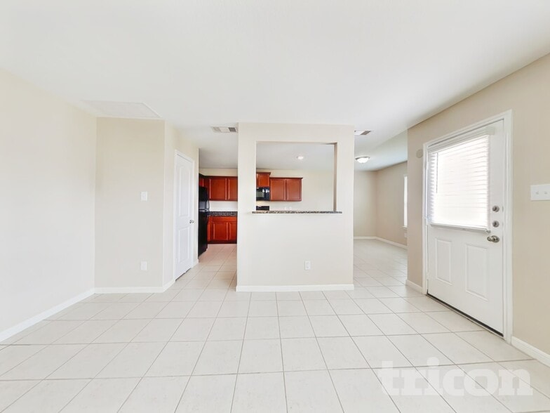 Building Photo - 908 American Monarch Dr