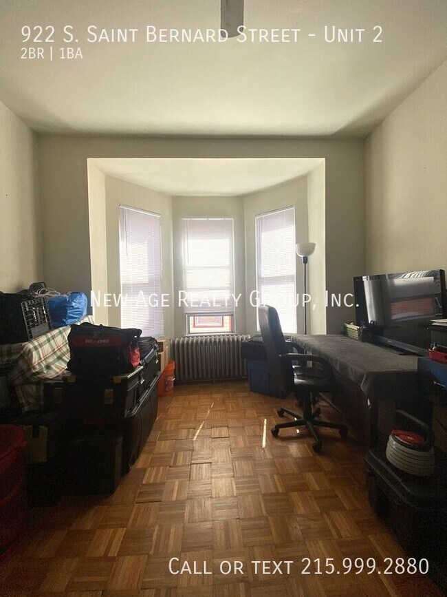 Building Photo - Two bedroom apartment in University City!