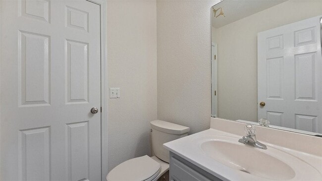 Building Photo - 3000 SW Windrift Ave