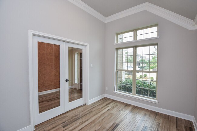 Building Photo - 10523 Texas Sage Way