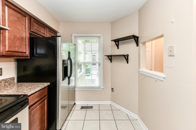 Building Photo - 12856 Mill Brook Ct