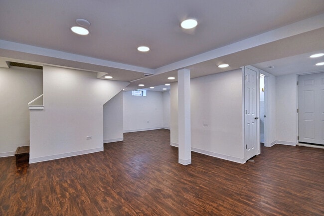Building Photo - 2147 N 78th Ave