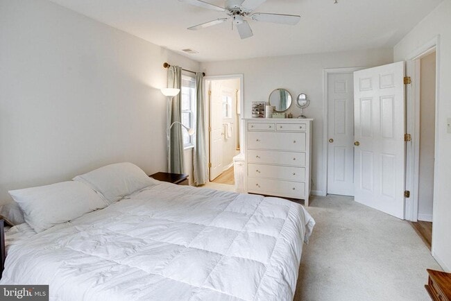 Building Photo - 13615 Garfield Pl